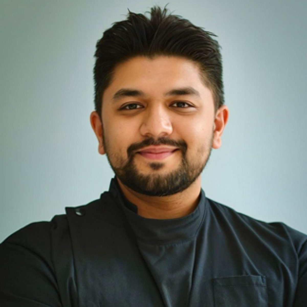 Dr. Manraj Sandher, Principal Dentist at Welling Dental Studio